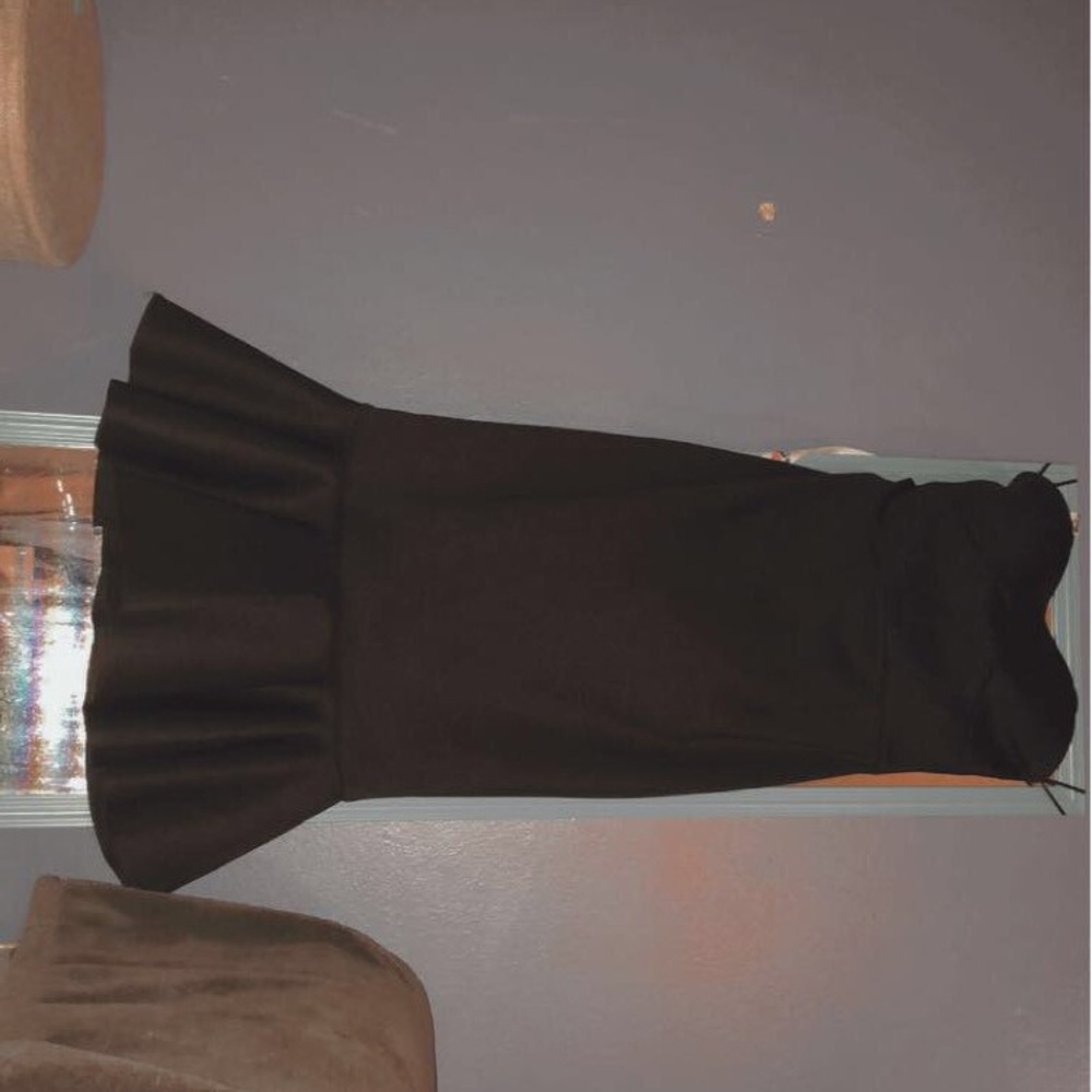 Dress - Picture 2 of 7